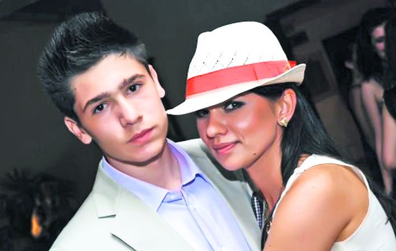 Stelea jr s-a îndrăgostit