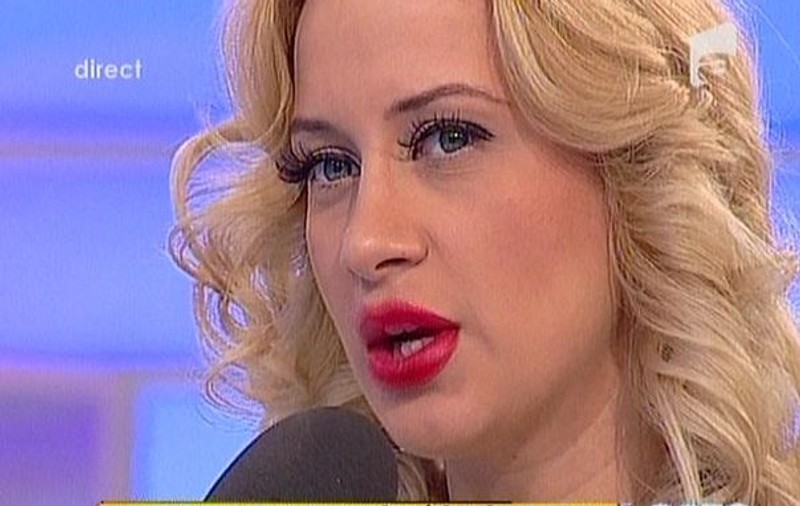 Simona Trașcă: "Pentru amantele lui, tata m-a bătut până am făcut pe mine"