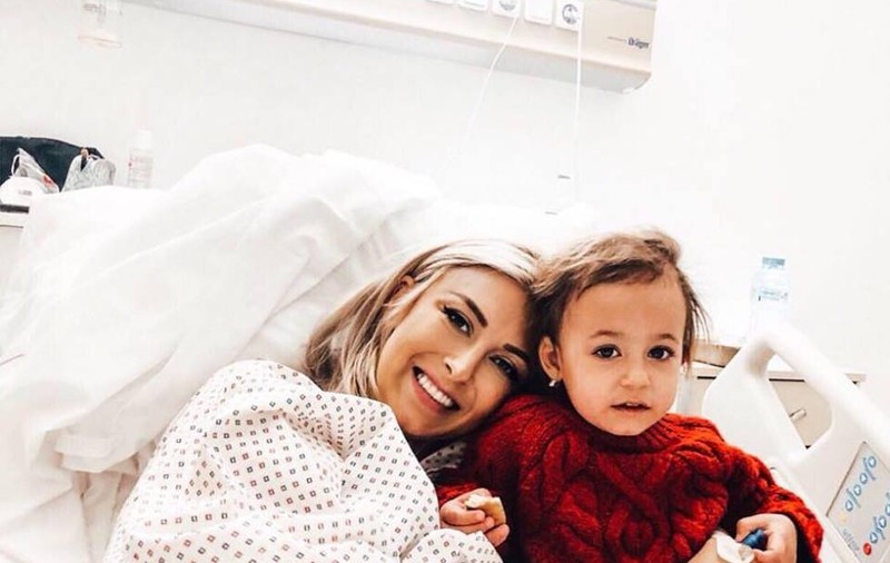 Andreea Bălan a fost operată a treia oară. Mesajul transmis de cântăreață pe patul de spital