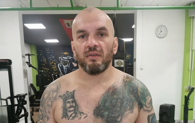 Cum arată soția și fiica lui Ionuț Pitbull Atodiresei. Imagine rară cu familia luptătorului de kickboxing