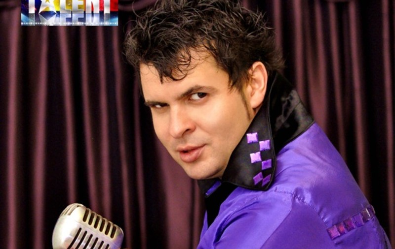A fost remarcat la "Românii au talent", acum s-a transformat în "Omul Spectacol"