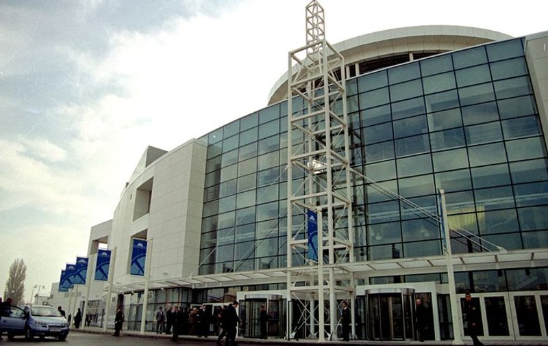 Plaza Mall, evacuat după o bătaie ca-n filme