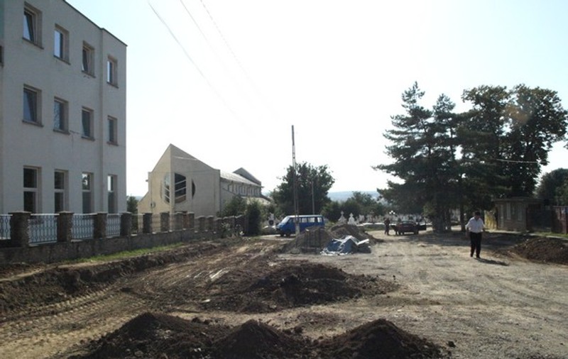 La Botoşani crucile răsar în locurile de parcare!