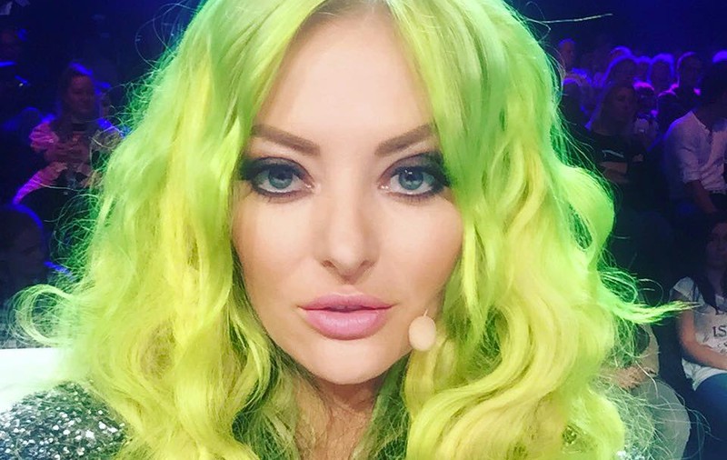 Delia Matache își ȘOCHEAZĂ fanii: ”Da, mamă! Am c...e”