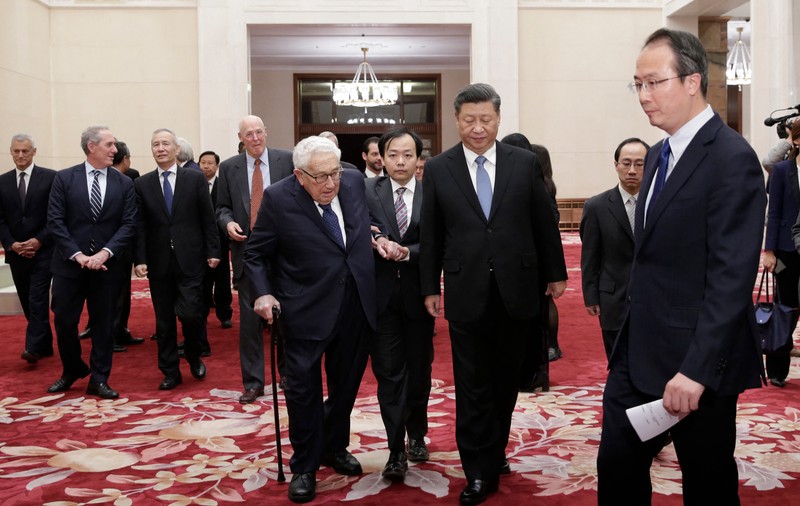 Xi Jinping l-a primit în vizită pe Henry Kissinger, după ce fostul șef al diplomației americane a împlinit 100 de ani. Ce mesaj special i-a transmis
