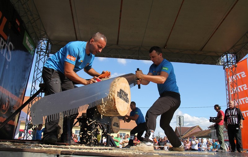 5 atleți români, la Campionatul Mondial al Tăietorilor de Lemne. Pe ce premiu se ”bat”