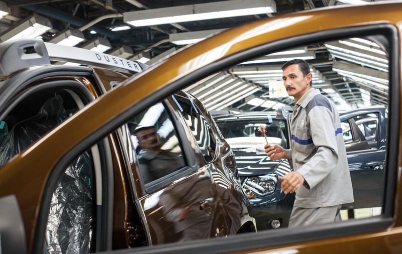 Dacia ar putea ajunge pe mâna chinezilor de la Geely. Șeful sindicatului de la Mioveni: „Chiar acum se negociază”