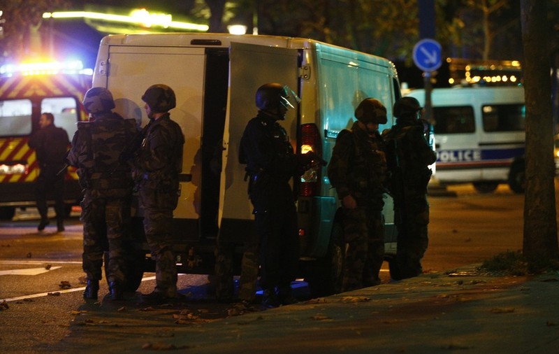 Atentatele din Paris. DETALIUL neștiut despre unul dintre atacatori