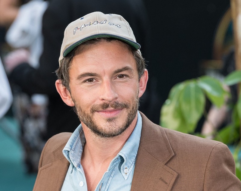 Jonathan Bailey, desemnat de revista People „cel mai sexy bărbat în viață”. Serialele de succes în care a jucat actorul