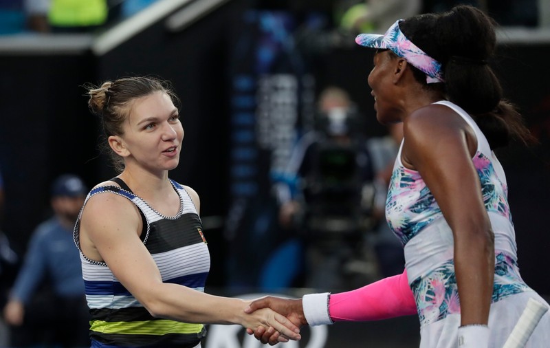 Simona Halep, a patra oară în ”sferturi” la Miami. S-a descotorosit iute de o Venus suferindă, bandajată la mâini și la picioare. Urmează Qiang Wang