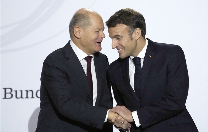Inflația, subvențiile și Ucraina: Guvernele Germaniei și Franței s-au reunit la Paris, față în față, pentru a-și depăși divergențele
