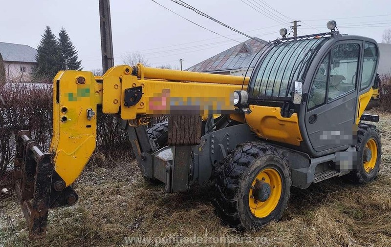 Șofer de TIR, prins de Poliția de Frontieră cu un utilaj de 35.000 €, dispărut din Italia