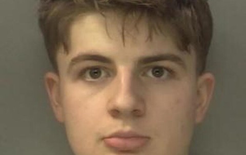 O româncă a fost ucisă în "camera morții" din UK. Criminalul e un student obsedat de serialul Dexter