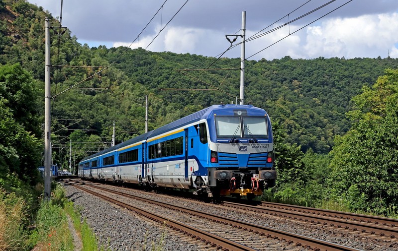 Ce amendă a luat Renate, care a stat două minute la clasa I, într-un tren din Austria: „Era supraaglomerat, făcusem atac de panică”
