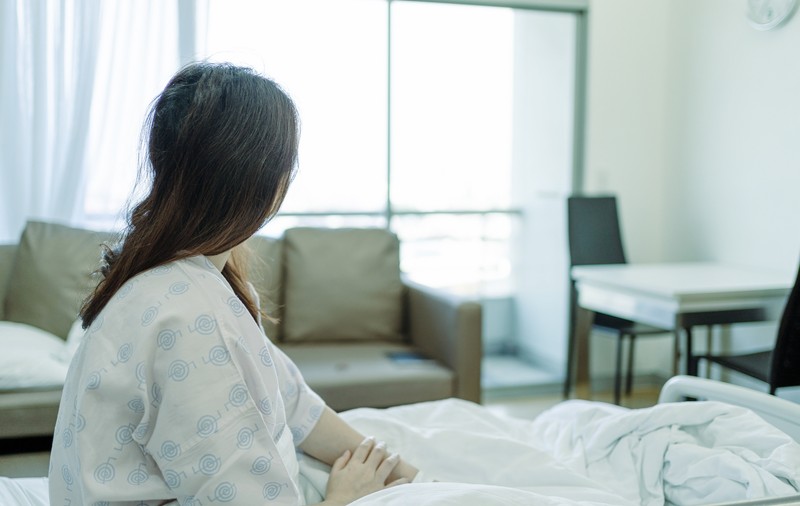 „Este o urmă mare de rușine în ce privește avortul”. Patru femei vorbesc despre experiența întreruperii de sarcină în România: lipsă de informații, medici „cu o atitudine foarte rece” și costuri de mii de lei
