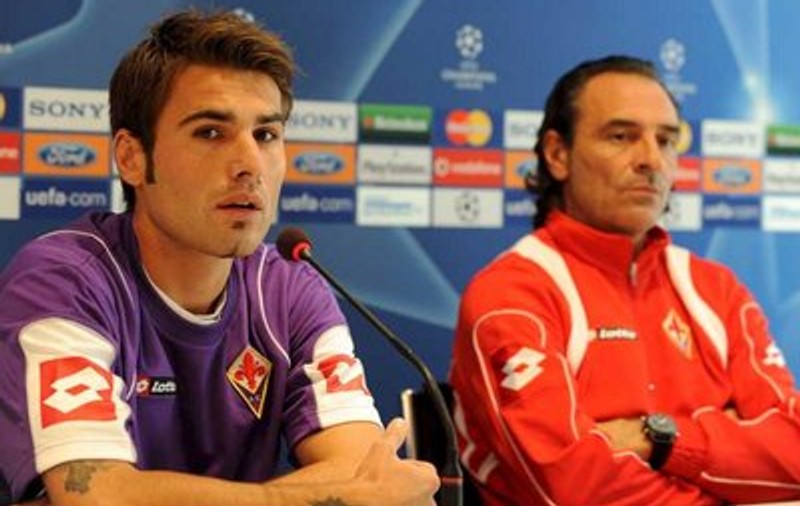 Fotbal pe scurt / Prandelli: "Mutu este decisiv"