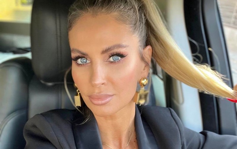 Andreea Bănică, de urgență la spital. Ce spune soțul artistei: „O durea foarte tare”