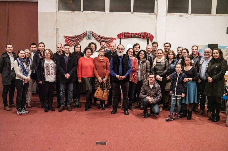 Întâlnirea de după alegeri a voluntarilor români. Foto: Cosmin Bumbuț