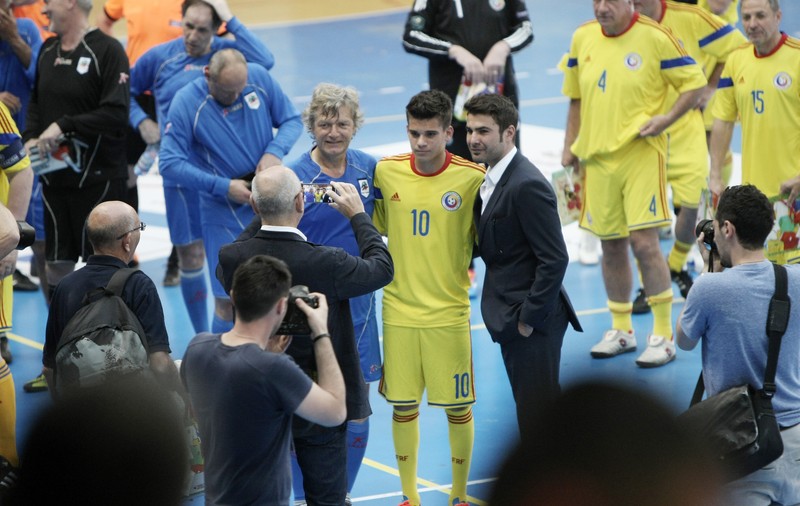SportNews.ro a anticipat corect: Ianis Hagi nu a fost selecționat nici de această dată la naționala de tineret a României! FRF a mutat ”bomba cu ceas” în curtea debutantului Costel Enache. Se va lăsa și acum cu scandal?