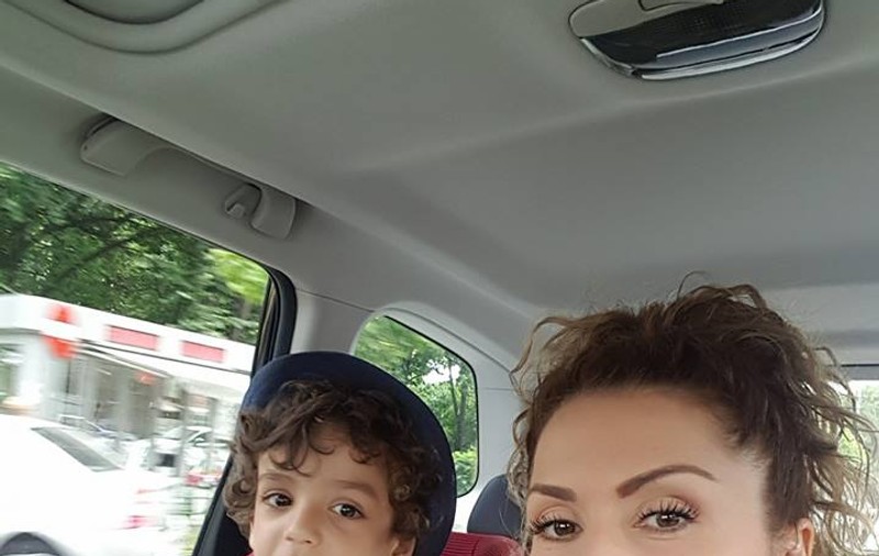 De ce și-a mutat Carmen Brumă băiețelul la o grădință de stat. "Am avut o experiență urâtă" | FOTO