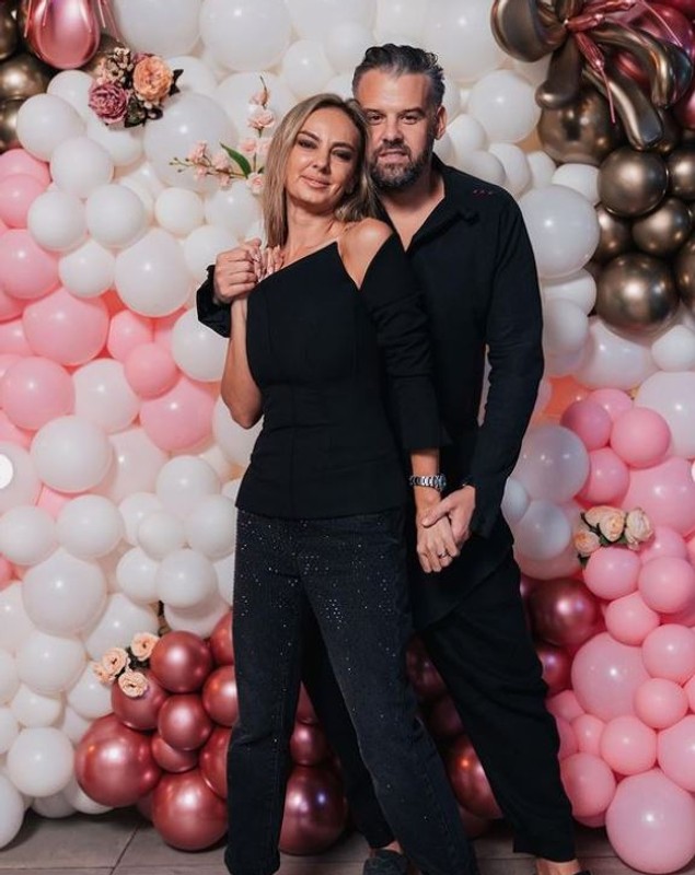 Roxana Ionescu își va petrece singură sărbătorile. Anunțul făcut despre soțul ei, Tinu Vidaicu: „O să fim puțin despărțiți”