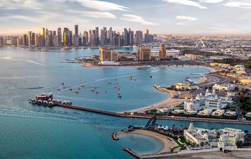 România, promovată turistic în Doha, Qatar, cu clipuri video realizate de Charlie Ottley