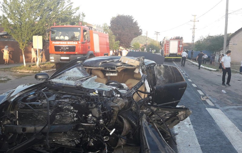 UPDATE. Grav accident în Caraș-Severin. A fost activat planul roșu de intervenție