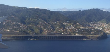 Pista pe piloni de beton din Madeira/ Wikipedia