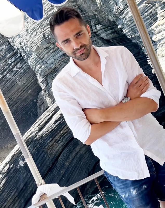 Cine e artistul român care s-a filmat recent în Curaçao: „Un nou început”. Ce a făcut pe insula din sudul Caraibelor
