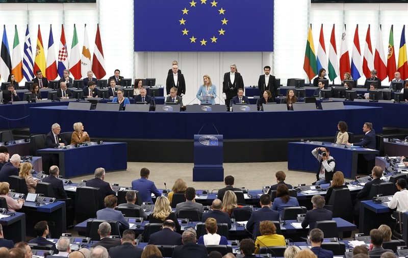 Parlamentul European cere începerea negocierilor de aderare a Republicii Moldova la UE până la finalul anului 2023