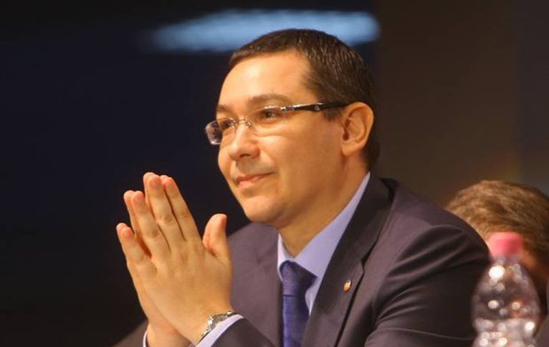 Pro România a primit personalitate juridică. Daniel Constantin, fondator al partidului, alături de Victor Ponta şi Sorin Cîmpeanu