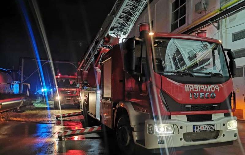 Incendiu la o fabrică de textile din Botoșani. 59 de angajați s-au autoevacuat