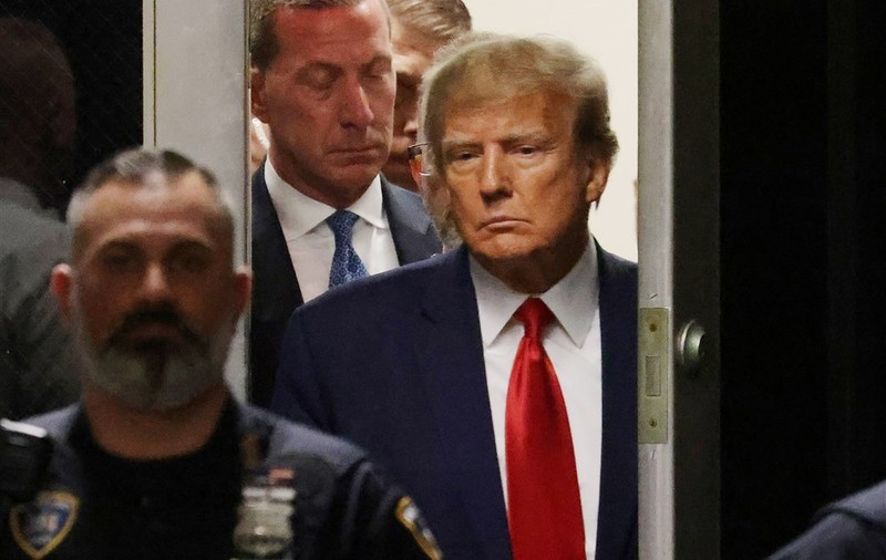 Donald Trump, pus sub acuzare pentru şapte fapte, în dosarul documentelor clasificate