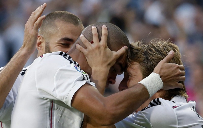 VIDEO&FOTO/ DERBY-UL Real Madrid - Barcelona 3-1. A debutat Suarez 