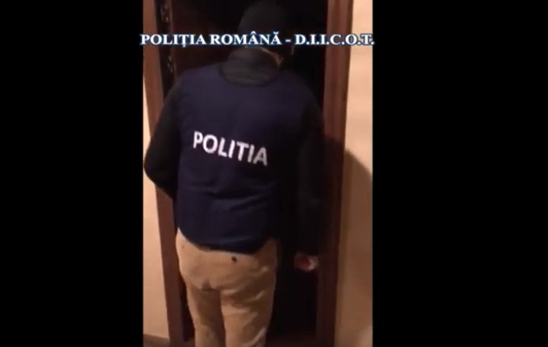 Procurorii au făcut percheziții la mai mulți traficanți de droguri români care „lucrau” pentru piețele din Spania și din Franța