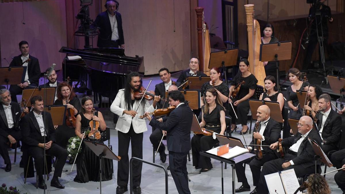 Un concert în cadrul Festivalului Enescu la București, la Ateneul Român