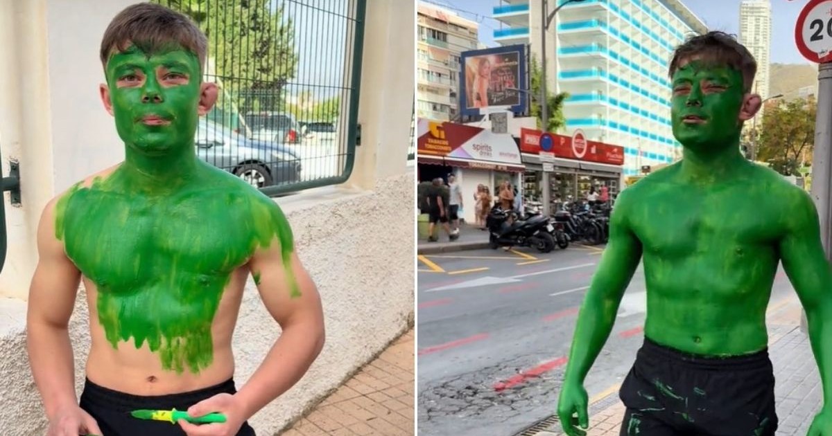 colaj foto format din 2 imagini: imaginea din dreapta arata un barbat care se vopsește în verde iar imaginea din dreapta arata barbatul vopsit compet, stand cu bratele pe langa corp in pozitia specifia super-eroului hulk