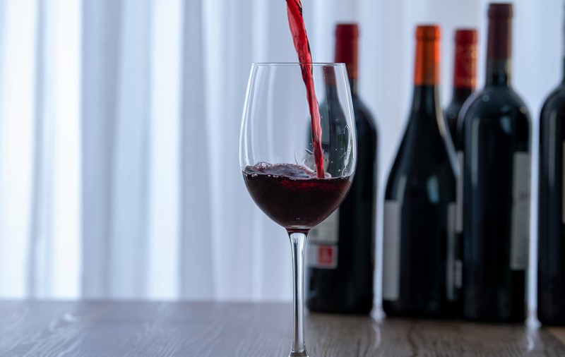 Cum păstrezi sticla de vin după ce ai deschis-o