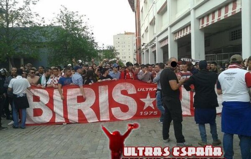Bătaie ca-n filme la Sevilla, între fanii lui Betis și FC Sevilla / VIDEO