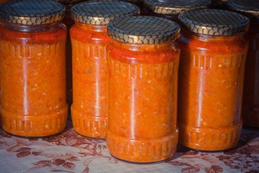 Borcane cu zacuscă de fasole