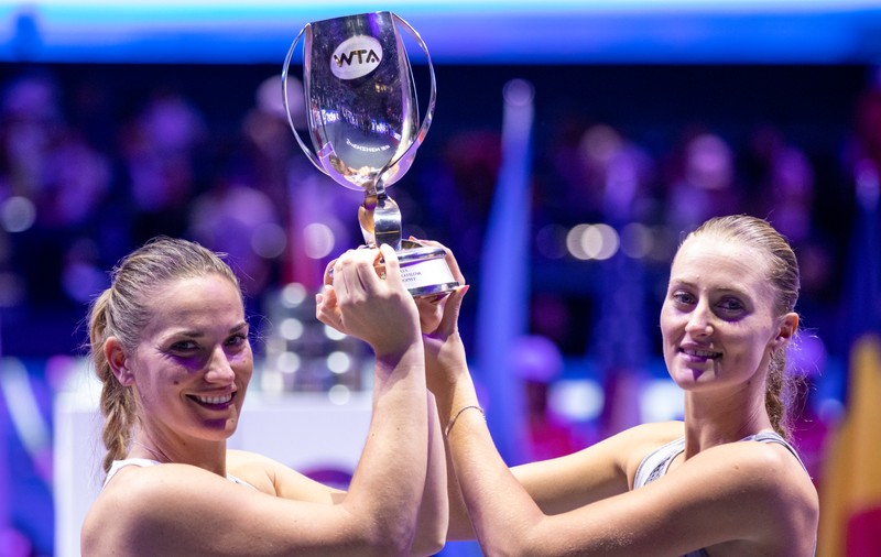 Mladenovic și Babos au câștigat proba de dublu de la Turneul Campioanelor 2019. Cele două sportive au luat trofeul și în 2018
