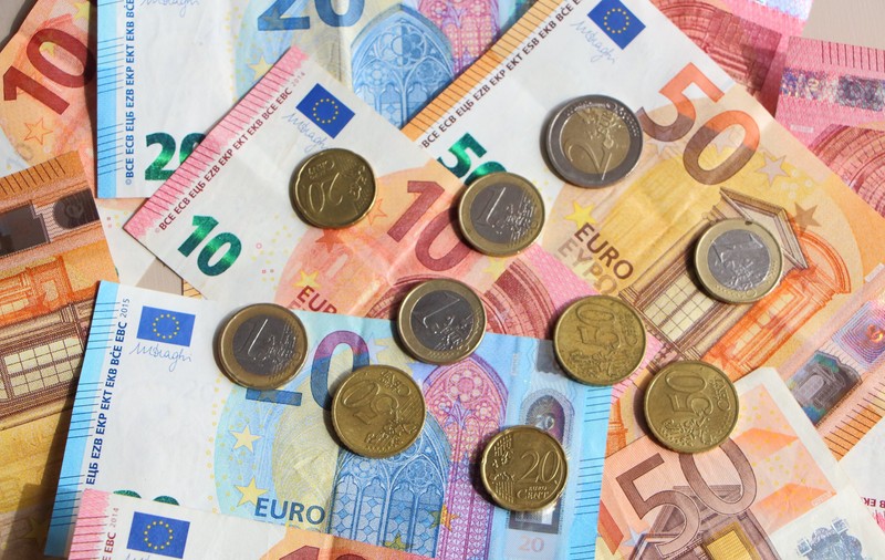 Care sunt bancnotele și monedele Euro aflate în circulație