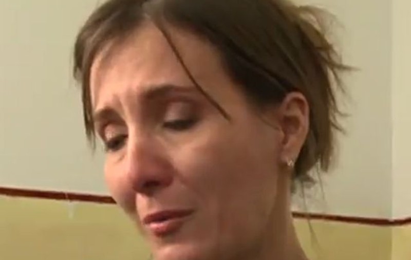 Mama care a fugit din Canada de frica soţului violent imploră autorităţile să-i facă dreptate