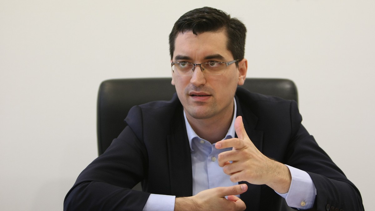 La FRF bate vântul prin birouri. Nimeni nu s-a mai deranjat să vină la muncă pe o vreme ca aceasta / Foto: Vlad Chirea (Libertatea)