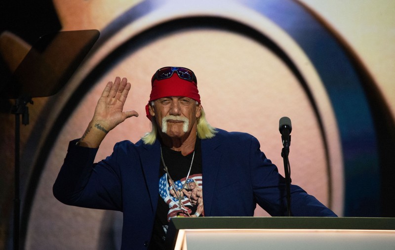 Hulk Hogan a murit, la 71 de ani. Legendarul wrestler și actor a făcut stop cardiac