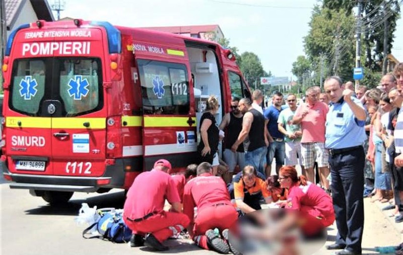 Accident cumplit pe un drum din Neamț. Adolescentă zdrobită de un şofer de 26 de ani. Fata a murit pe loc