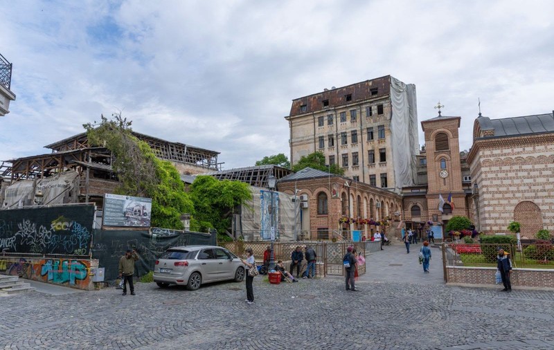 2.000.000 de lei pentru lucrările acoperișului de la Palatul Voievodal – Curtea Veche. Cât durează lucrările