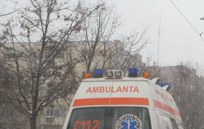 Arad: O elevă de 14 ani, cu simptome de gripă, a murit la spital