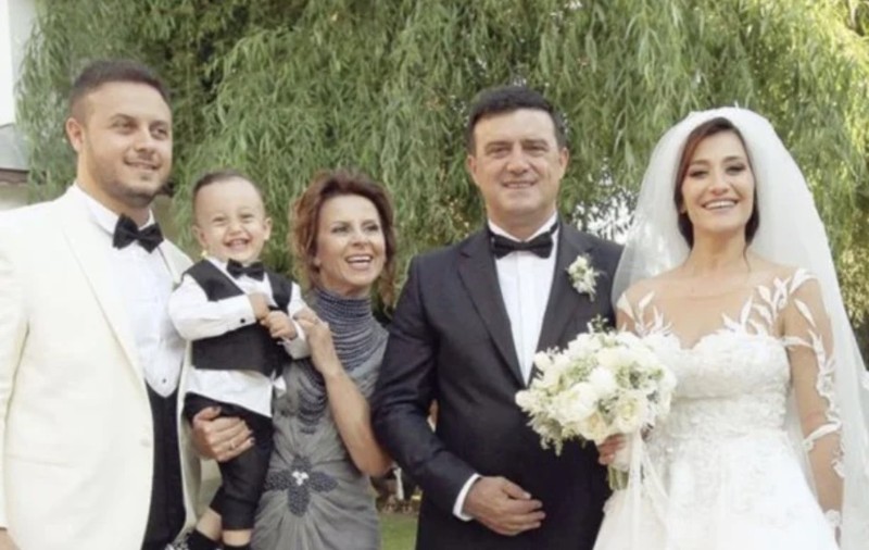 Claudia Pătrășcanu susține că mama lui Gabi Bădălău a dat-o afară din casă, cu tot cu copii: „Mi-a spus să las tot, casa, mașina”