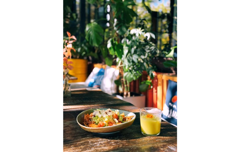 Naked Kitchen &amp; Beach Bar – Experiența ta de eveniment relaxat, cu vibe de beach bar, chiar în centrul Bucureștiului